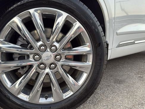 Used 2022 Cadillac XT6 Premium Luxury w/ Platinum Package image 7