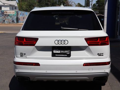 Used 2017 Audi Q7 3.0T Premium Plus AWD/4WD image 4