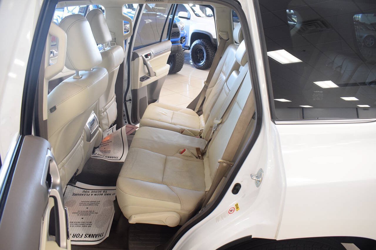 Used 2014 Lexus GX 460 w/ Premium Package AWD/4WD image 38