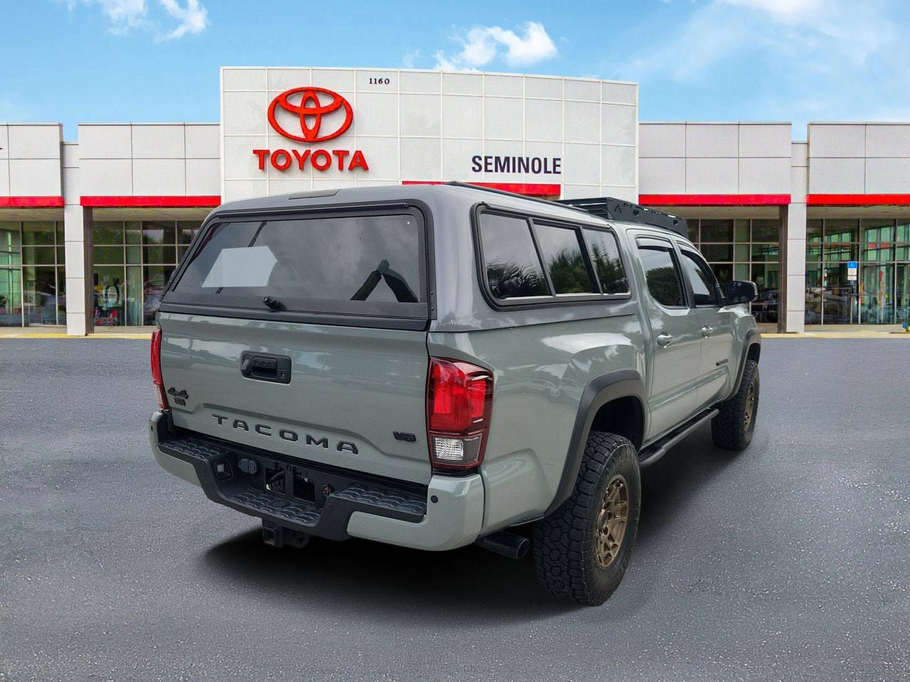 Used 2022 Toyota Tacoma SR5 w/ Trail Edition AWD/4WD image 3