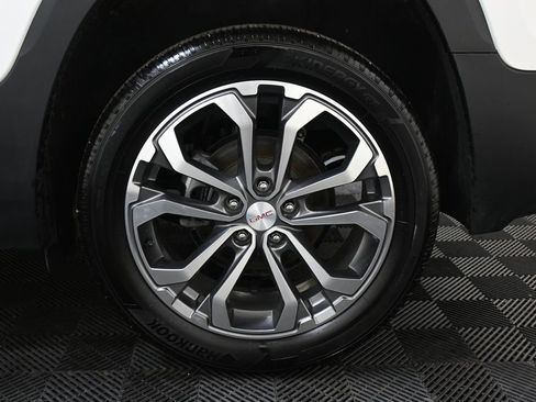 Used 2021 GMC Terrain SLT w/ LPO, Floor Liner Package image 38