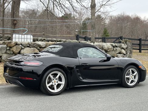 Used 2018 Porsche 718 Boxster image 29