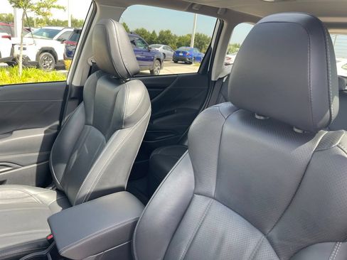 Used 2019 Subaru Forester Limited w/ Popular Package #3 AWD/4WD image 17