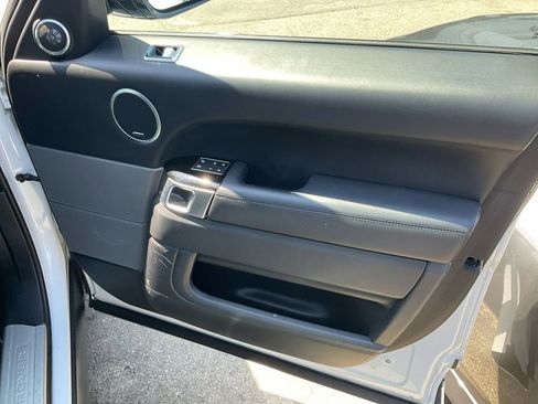 Used 2020 Land Rover Range Rover Sport HSE Dynamic image 27