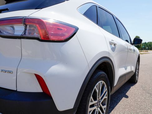 Used 2022 Ford Escape SEL w/ Technology Package AWD/4WD image 27
