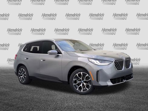 Certified 2026 BMW X3 xDrive30i w/ Convenience Package AWD/4WD image 2