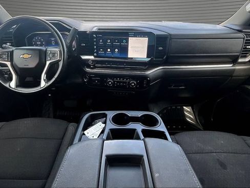 Used 2024 Chevrolet Silverado 2500 LT w/ Convenience Package AWD/4WD image 8