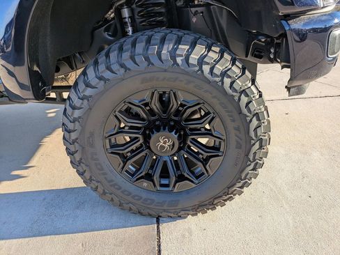 New 2025 Ford F250 Lariat w/ Lariat Ultimate Package image 10