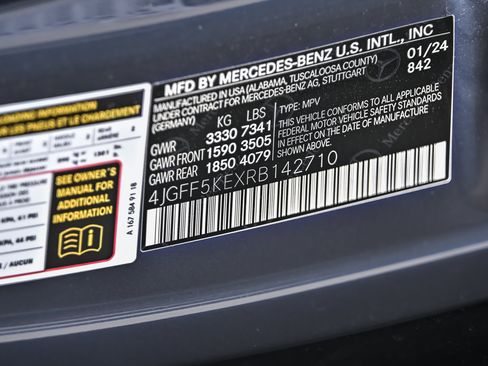 Used 2024 Mercedes-Benz GLS 450 4MATIC w/ AMG Line Exterior image 39