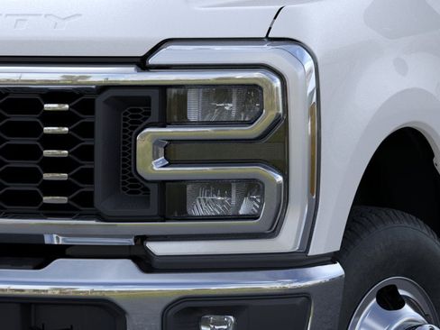 New 2026 Ford F350 King Ranch AWD/4WD image 18