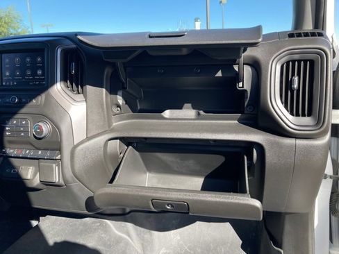 Used 2024 Chevrolet Silverado 2500 Custom w/ Custom Value Package image 31