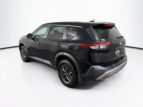 Used 2023 Nissan Rogue S AWD/4WD image 5