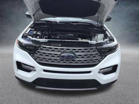 Used 2023 Ford Explorer Limited w/ Equipment Group 301A image 21