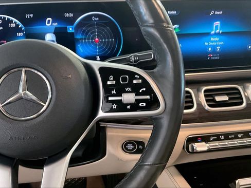 Used 2020 Mercedes-Benz GLE 350 4MATIC image 23