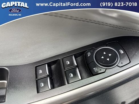 Certified 2022 Ford Explorer XLT w/ Equipment Group 202A AWD/4WD image 21