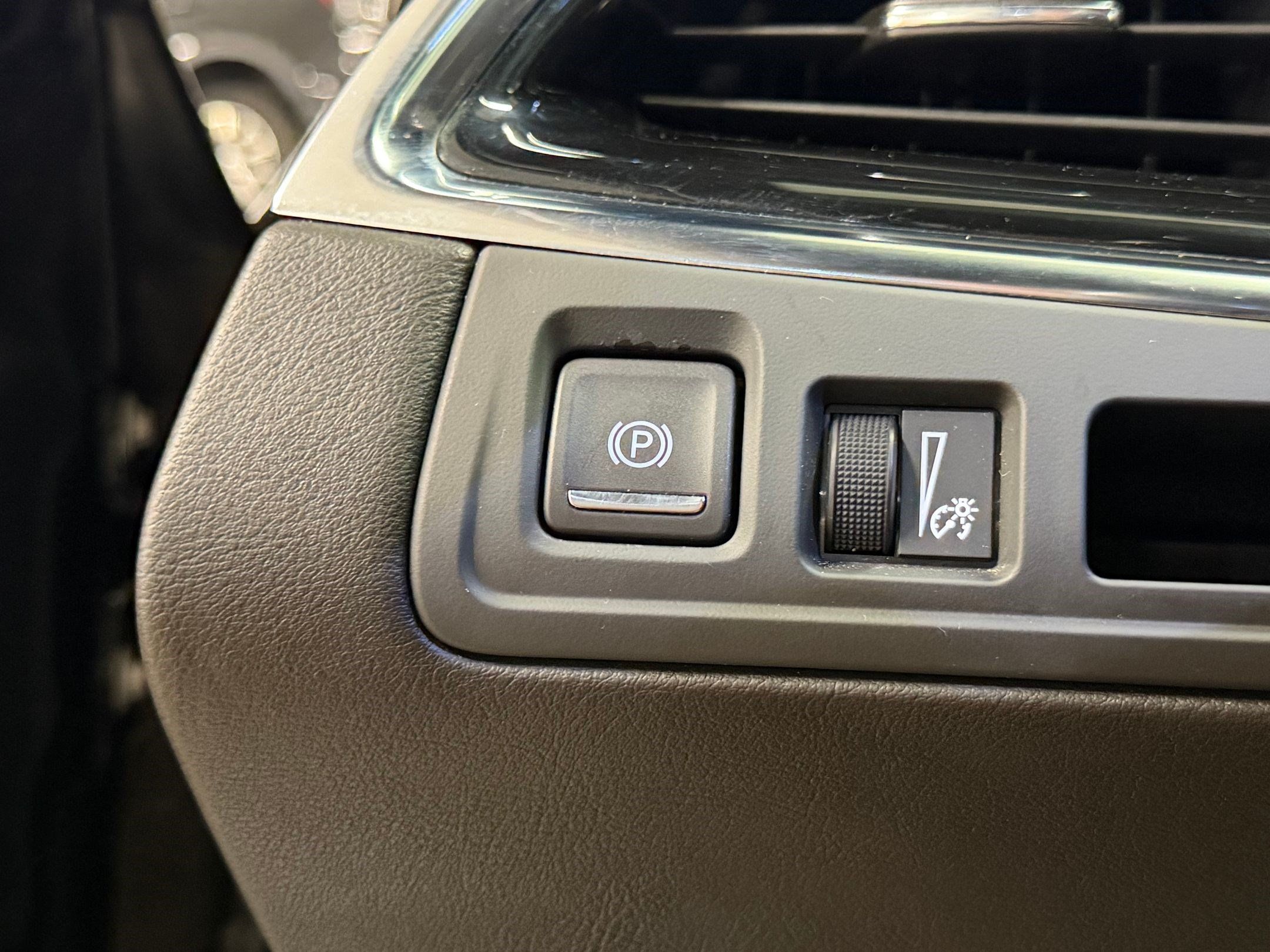 Used 2021 Cadillac XT6 Premium Luxury AWD/4WD image 21