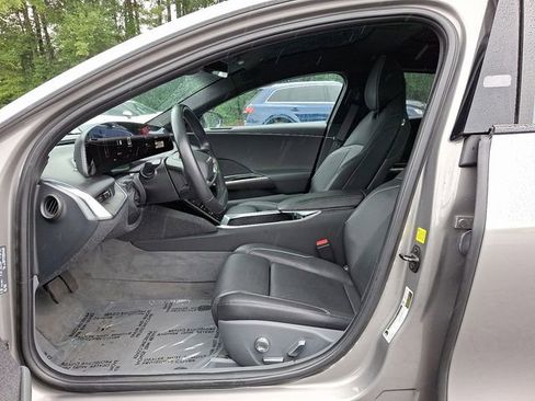 Used 2023 Lucid Air Touring image 18