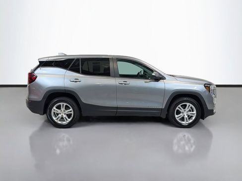 Used 2023 GMC Terrain SLE AWD/4WD image 10