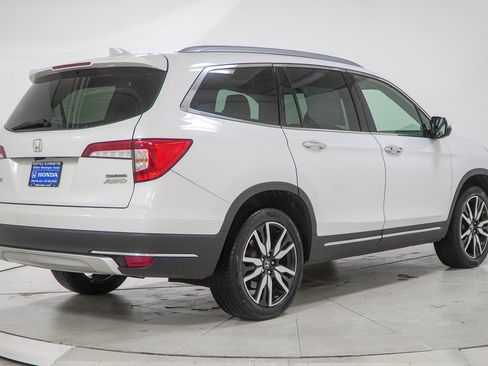 Used 2022 Honda Pilot Touring image 12