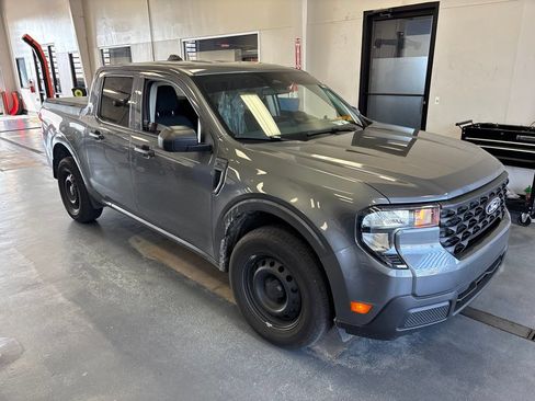 Used 2025 Ford Maverick XL FWD image 1