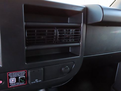 New 2025 Chevrolet Express 2500 Work Van w/ Safety Package image 6