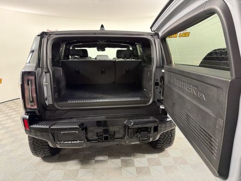 Used 2025 GMC Hummer EV 3X w/ Extreme Off-Road Package AWD/4WD image 5
