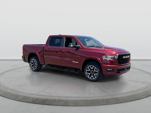 Used 2025 RAM 1500 Laramie w/ Sport Appearance Package AWD/4WD image 2