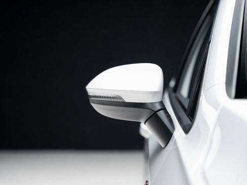 Used 2025 Volkswagen GTI SE image 14