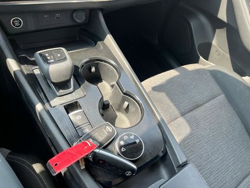 Used 2023 Nissan Rogue SV AWD/4WD image 13