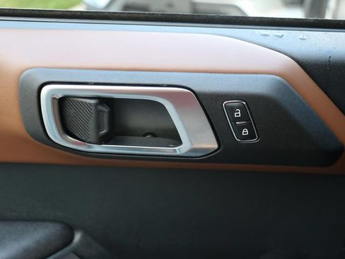 Used 2024 Ford Bronco Outer Banks AWD/4WD image 20