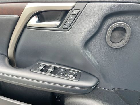 Used 2022 Lexus RX 350 AWD w/ Premium Package image 7