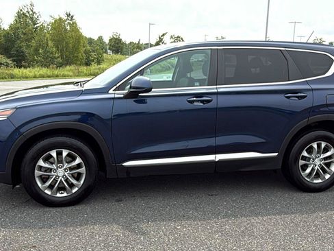 Used 2020 Hyundai Santa Fe SE AWD/4WD image 11