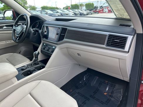 Used 2019 Volkswagen Atlas SE w/ Towing Package image 36