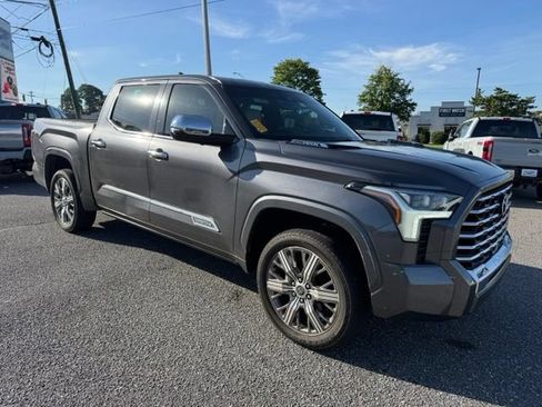 Used 2023 Toyota Tundra Capstone AWD/4WD image 4