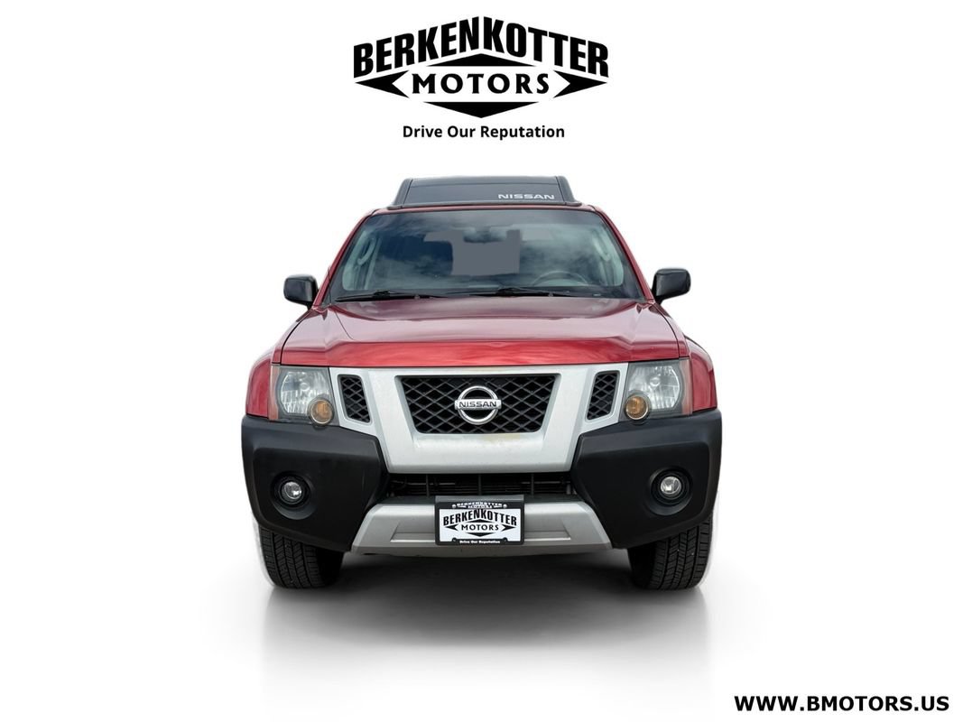 Used 2012 Nissan Xterra 4WD image 8