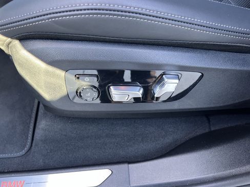 Certified 2024 BMW X7 xDrive40i image 15