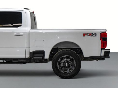 Used 2024 Ford F250 Lariat w/ Sport Appearance Package AWD/4WD image 11
