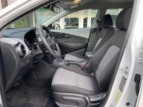 Used 2020 Hyundai Kona SE image 14