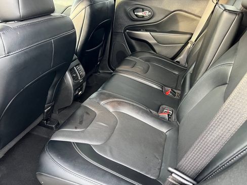 Used 2022 Jeep Cherokee Latitude Lux FWD image 14