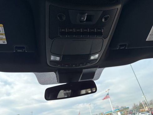 Used 2022 Ford F350 Lariat w/ Lariat Value Package image 23