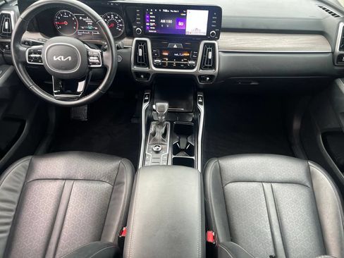 Used 2022 Kia Sorento S AWD/4WD image 18