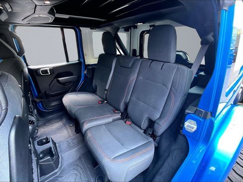 Used 2024 Jeep Wrangler Unlimited Rubicon w/ Capability Package AWD/4WD image 32