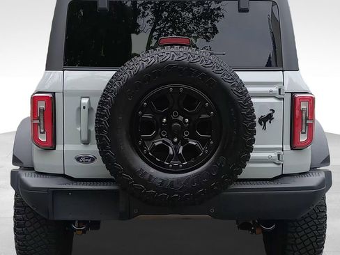 Certified 2021 Ford Bronco First Edition AWD/4WD image 4