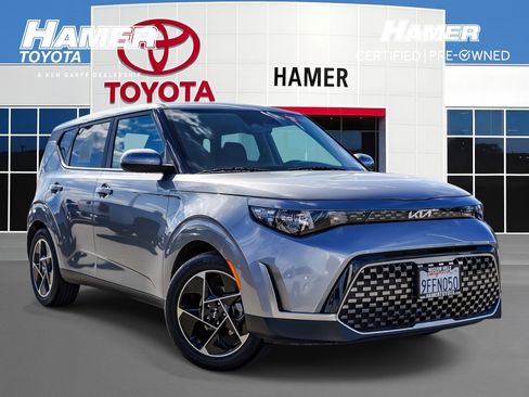 Used 2023 Kia Soul EX image 1