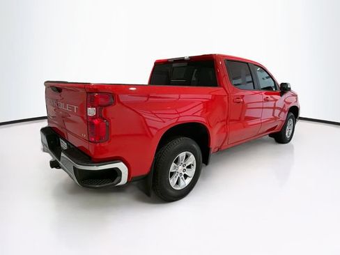 Used 2024 Chevrolet Silverado 1500 LT AWD/4WD image 7