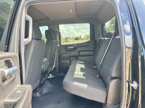 Used 2025 Chevrolet Silverado 1500 Custom w/ Turbomax Blackout Package image 21