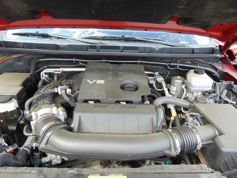 Used 2022 Nissan Frontier SV image 39