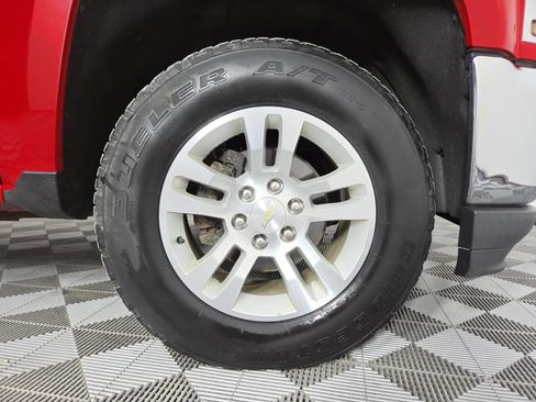 Used 2018 Chevrolet Silverado 1500 LT w/ All Star Edition AWD/4WD image 10