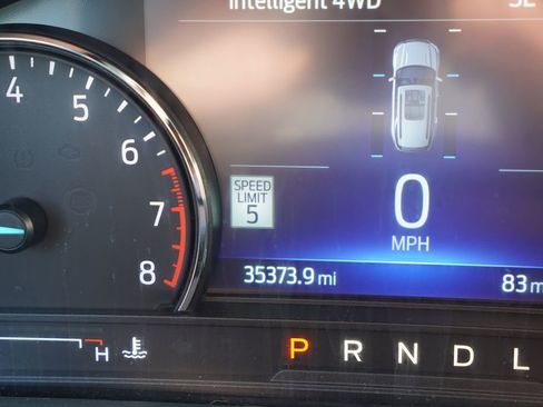 Certified 2022 Ford Explorer XLT w/ Equipment Group 202A image 8