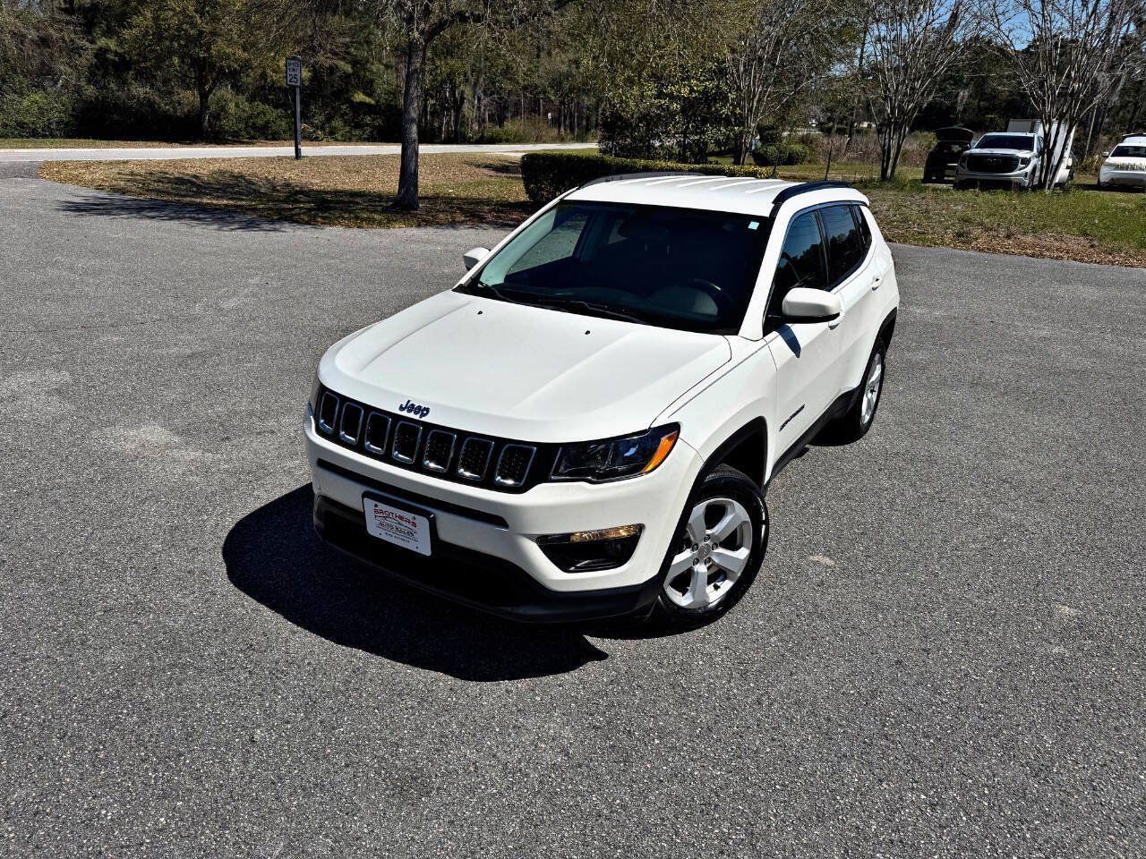 Used 2019 Jeep Compass Latitude AWD/4WD image 27